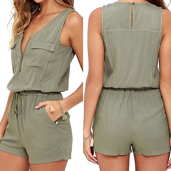 ❗️LAST ONE❗️Army Green Utility Romper [N] - Picture 2 of 6